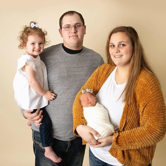 Meet your Posher, Tori - Picture 1 of 1